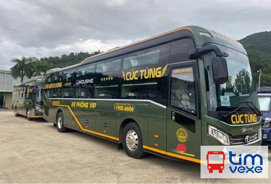 Nhà xe Cúc Tùng