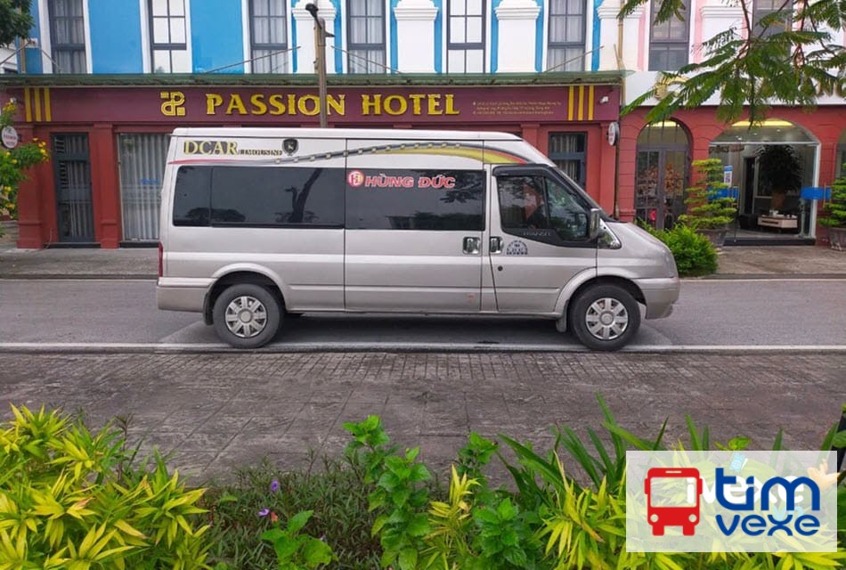Nhà xe Hùng Đức