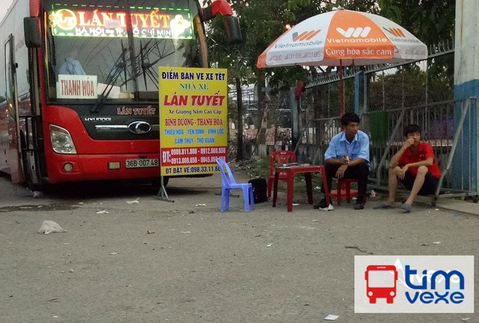 Nhà xe Lán Tuyết