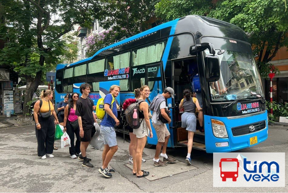 Nhà xe Quang Nghị
