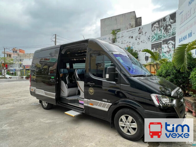 Nhà xe Thịnh Thái Limousine