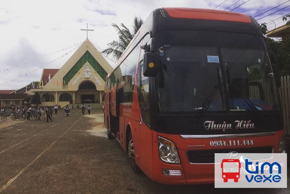 Nhà xe Thuận Hiếu
