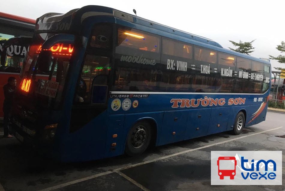 Nhà xe Trường Sơn