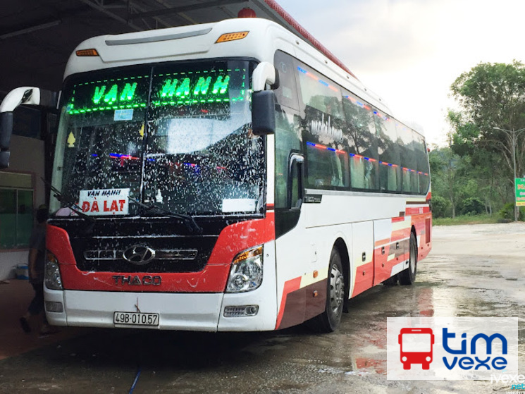 Nhà xe Vạn Hạnh