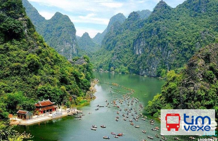 Đặt vé xe khách nhanh chóng từ Ninh Bình đi Sân bay Nội Bài 