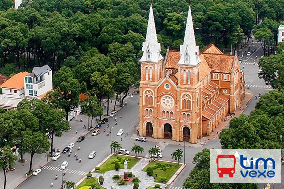 Đặt vé xe từ Sài Gòn đi Hà Nội uy tín, tiện lợi nhất hiện nay